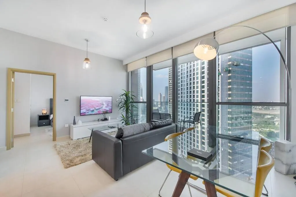 Glamorous Difc Downtown Direct Bridge To Dubaimall Apartment United Arab Emirates
